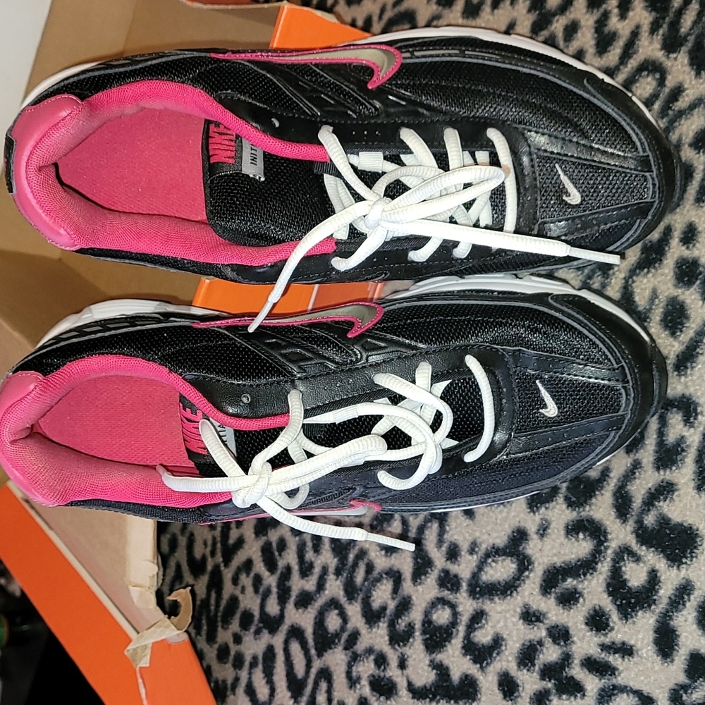 Nike shoes